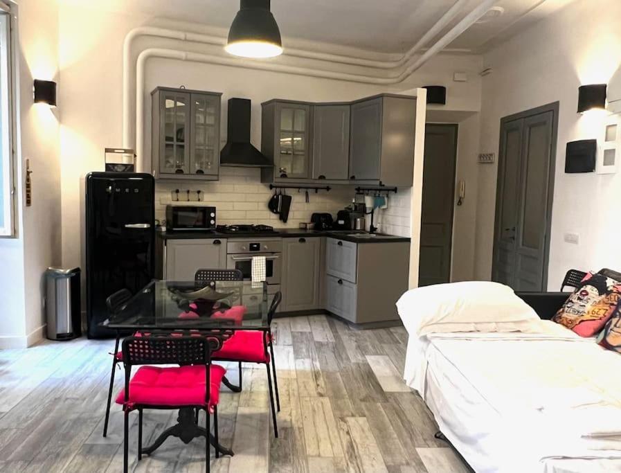 Modern Apartment Near The Vatican ローマ エクステリア 写真